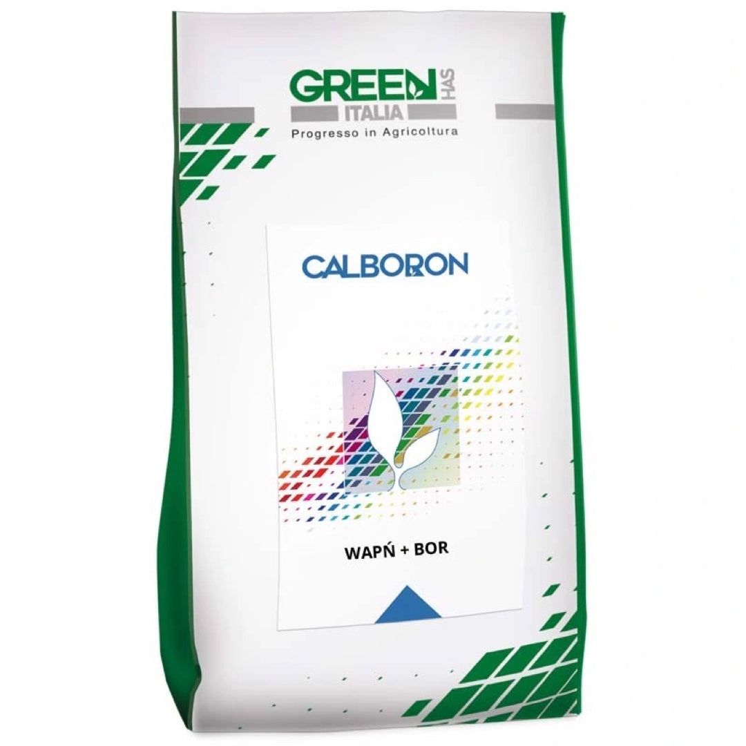 Worek nawozu z wapniem i borem Calboron Green Has na białym tle