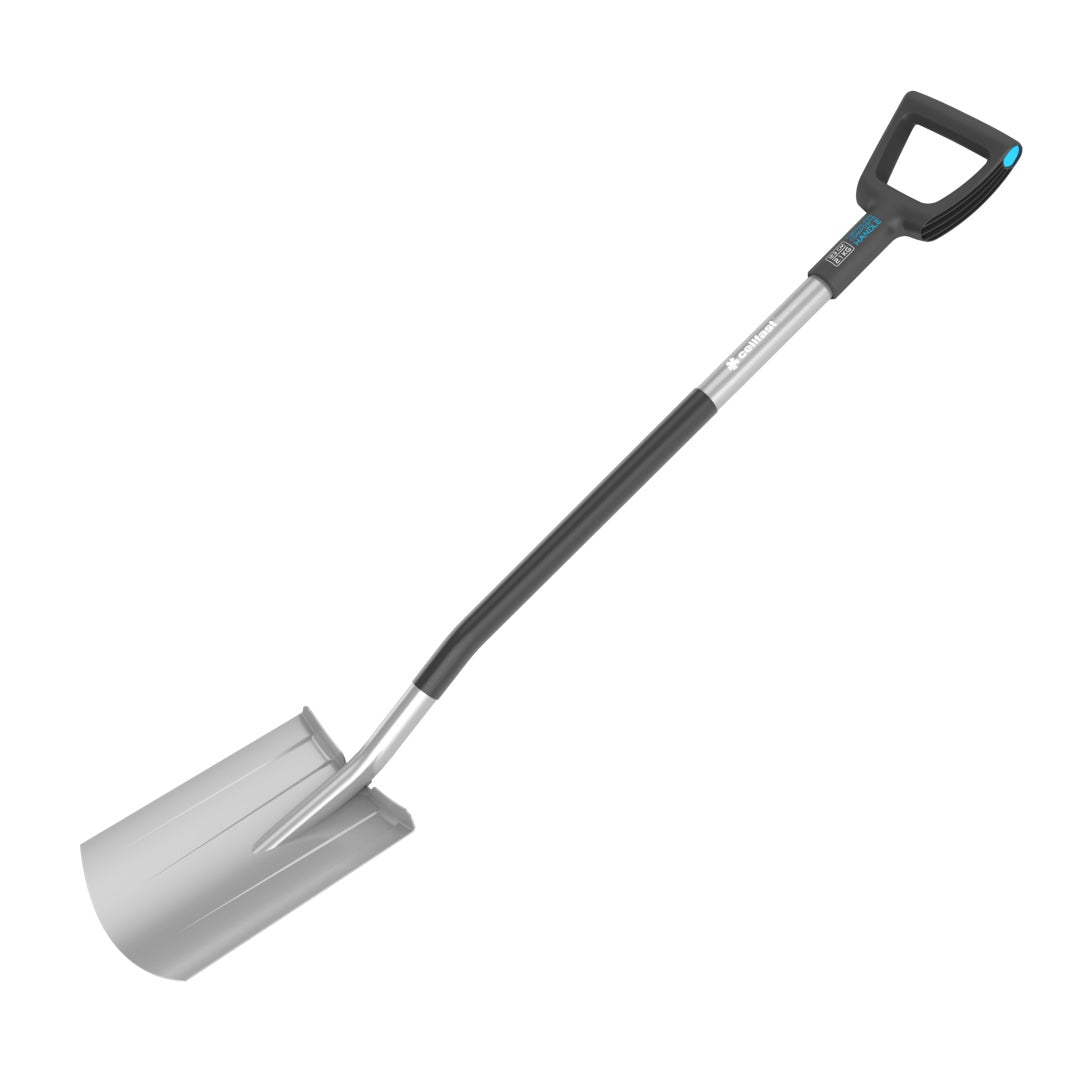 Szpadel prosty ENERGO Cellfast na białym tle