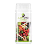 Butelka 100 ml stymulatora wzrostu Florahumus Liquid na białym tle