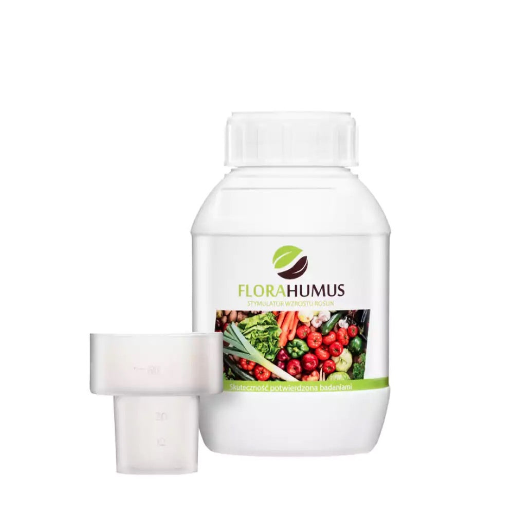 Butelka 500 ml stymulatora wzrostu Florahumus Liquid na białym tle