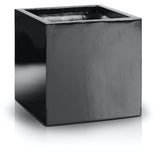 Czarna błyszcząca kwadratowa donica Polnix Fiberglass 95.006.60 z włókna szklanego na białym tle