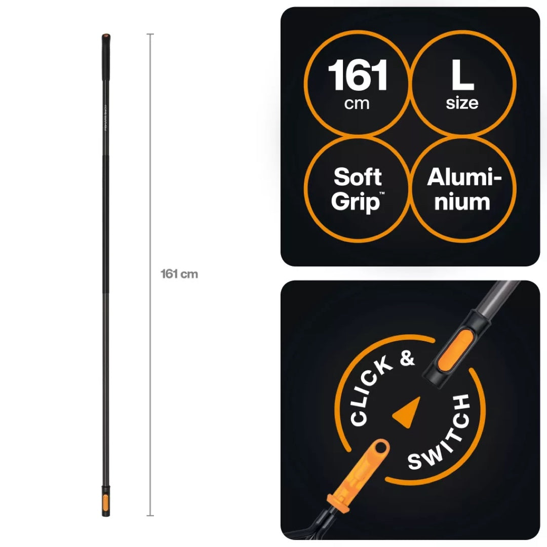 Aluminiowy trzonek Fiskars OneClick rozmiar L o długości 161 cm z oznaczeniem SoftGrip
