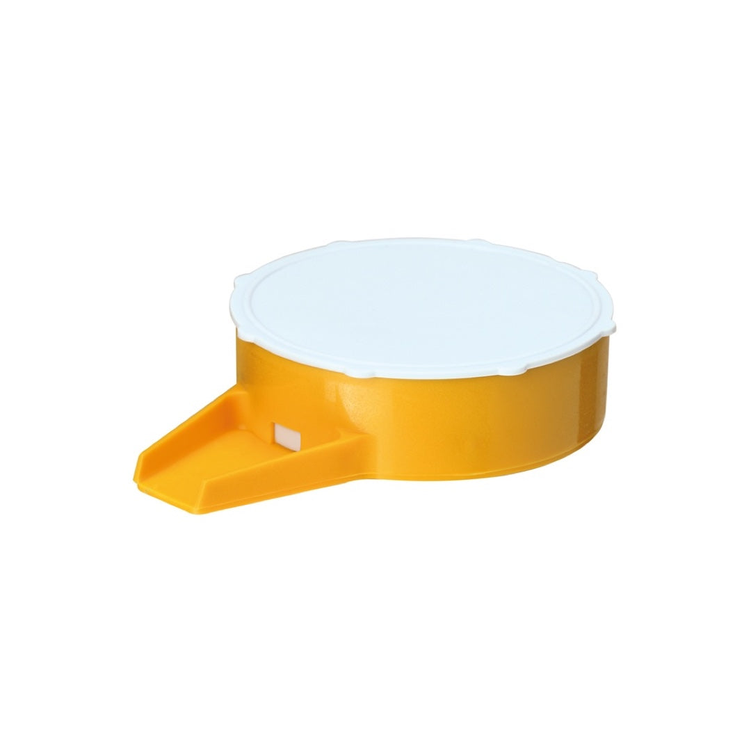 Plastikowy siewnik Form-Plastic 0361 w kolorze mix na białym tle