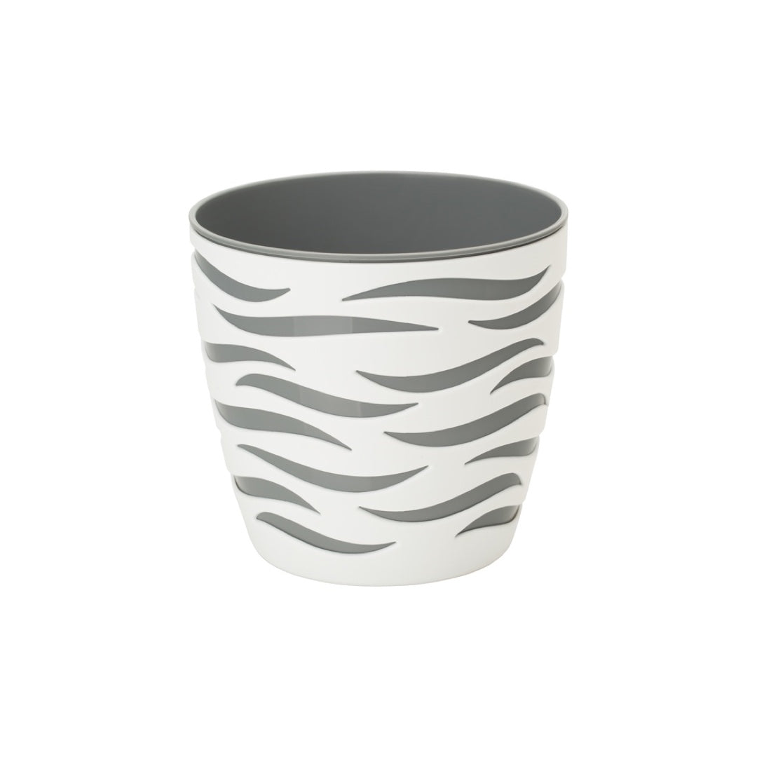 Biała ażurowa donica Sahara Duo 14 cm Form-Plastic z wkładem w kolorze beton