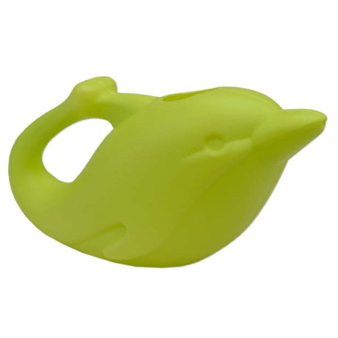 Konewka plastikowa BIG w kształcie delfina w kolorze limonkowym na białym tle