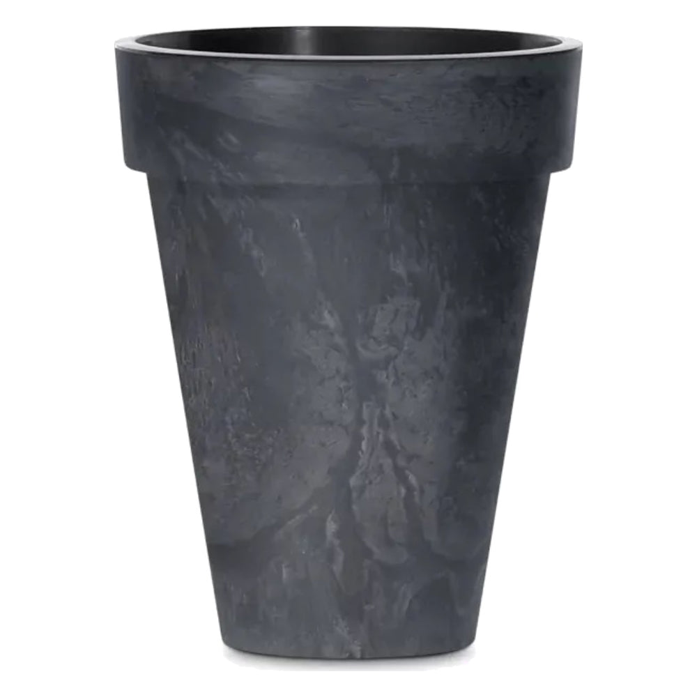 Wysoka antracytowa doniczka Cube Slim Beton Effect Prosperplast o fakturze betonu na białym tle