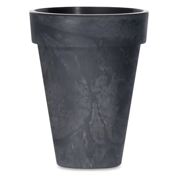 Wysoka antracytowa doniczka Cube Slim Beton Effect Prosperplast o fakturze betonu na białym tle
