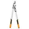 Sekator dźwigniowy dwuręczny DualAction LX108 Fiskars z aluminiowymi rączkami na białym tle