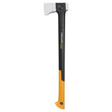 Siekiera rozłupująca X28 X-series Fiskars z czarno-pomarańczową rękojeścią na białym tle