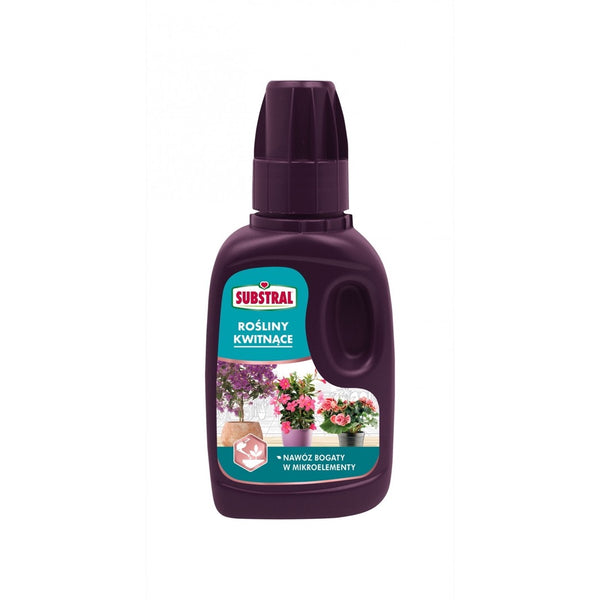 Butelka Substral nawóz do roślin kwitnących 250 ml na białym tle