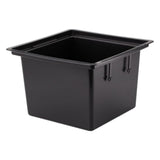 Czarny kwadratowy wkład do donicy Form-Plastic na białym tle